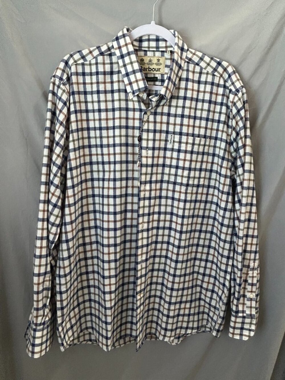 Barbour Men's Large Plaid Regular Fit Flannel Button Up Shirt
